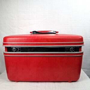 Samsonite Silhouette Train Cosmetic Case Strawberry Red Vintage Luggage